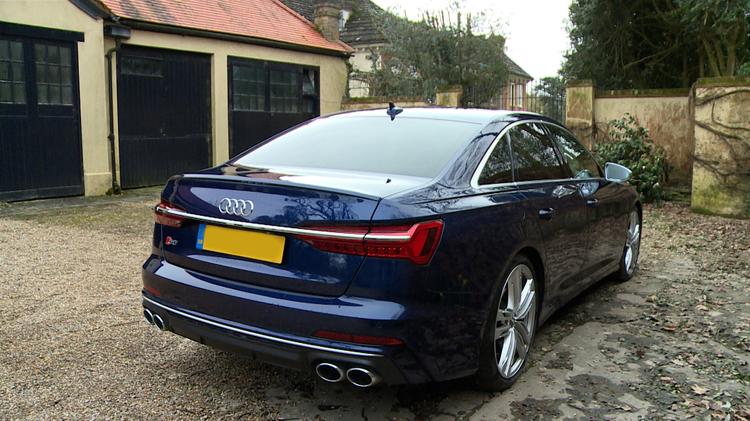 AUDI A6 AVANT 