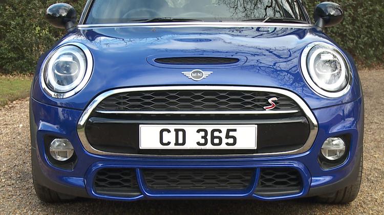 MINI ELECTRIC HATCHBACK 