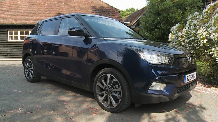 SSANGYONG TIVOLI HATCHBACK 