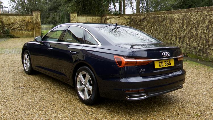 AUDI A6 AVANT 