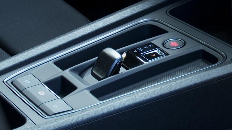 CUPRA LEON HATCHBACK V1