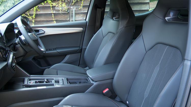 CUPRA LEON HATCHBACK V1