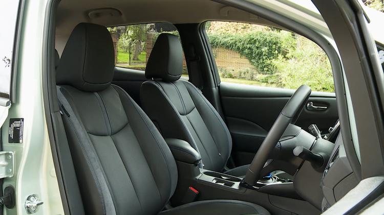 NISSAN LEAF HATCHBACK 