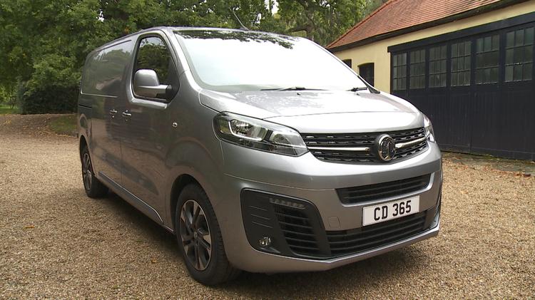 VAUXHALL VIVARO 